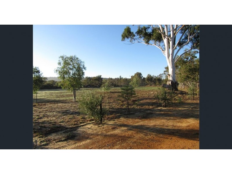 400 Wannamal Road West, Mindarra WA 6503