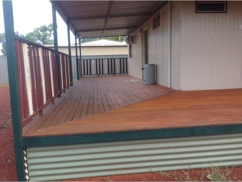 3 Payne Street, Sandstone WA 6639