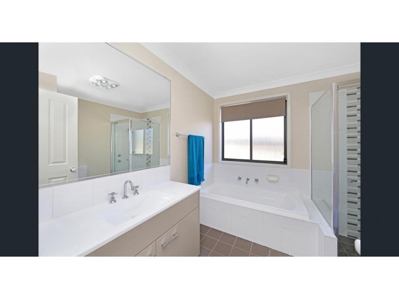 16 Kiah Way, Watanobbi NSW 2259