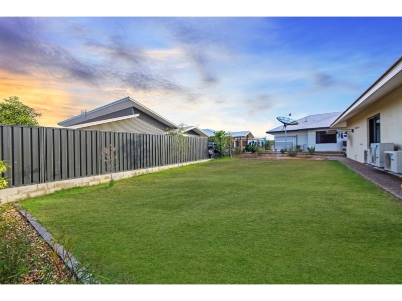 36  Fuhrmann, Muirhead NT 0810