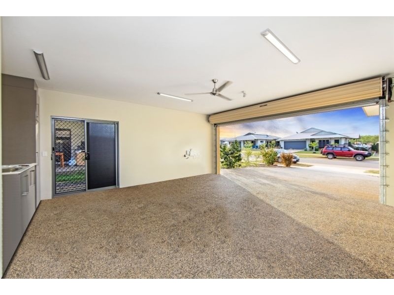 36  Fuhrmann, Muirhead NT 0810