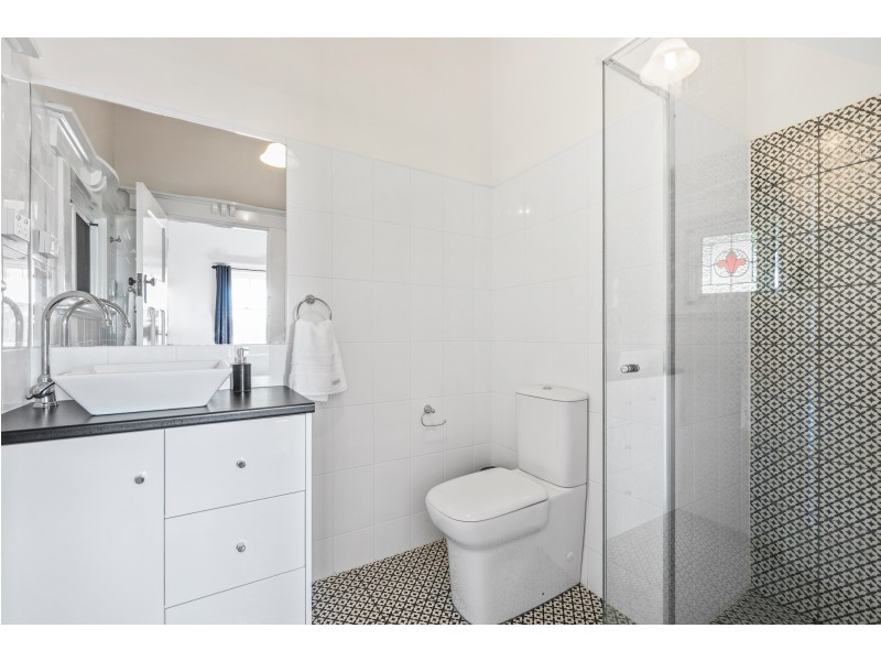2 Hall Crescent, Old Noarlunga SA 5168