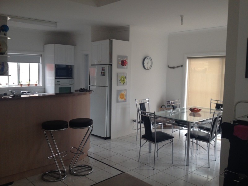 2/69 Gowrie Street, Bentleigh East VIC 3165