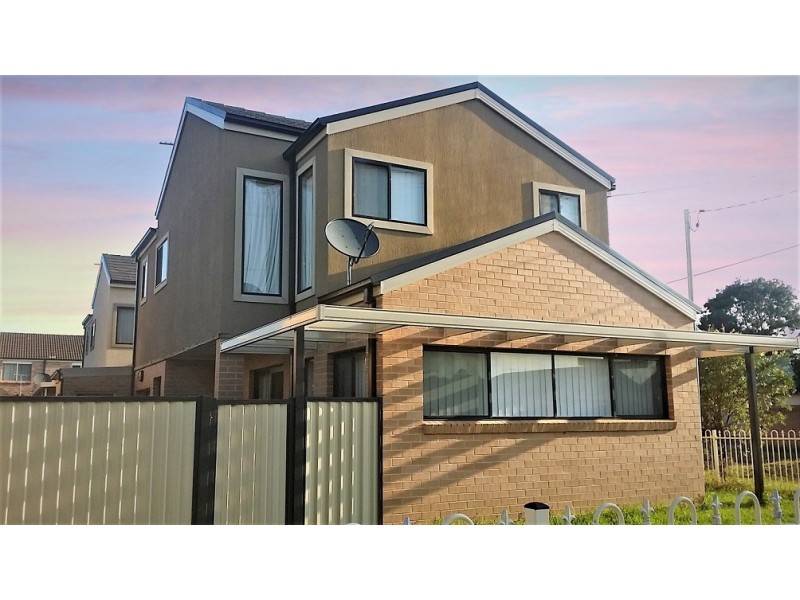 28 George Street, Canley Heights NSW 2166