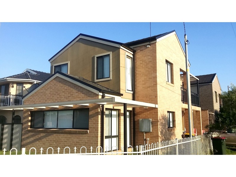 28 George Street, Canley Heights NSW 2166