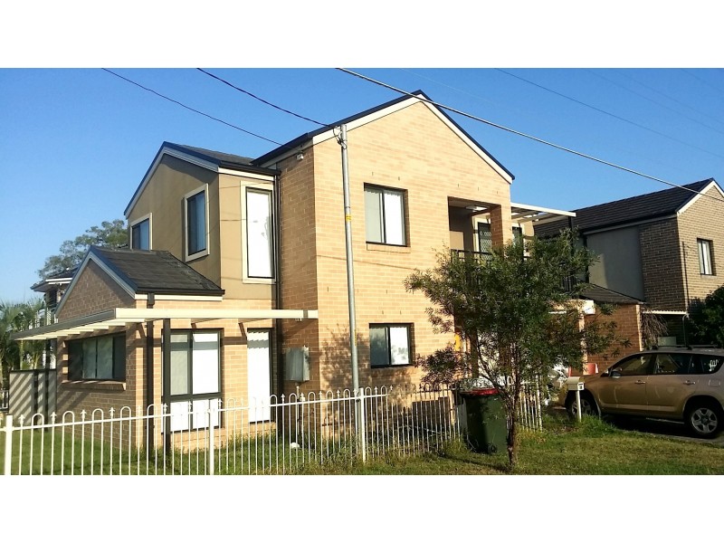 28 George Street, Canley Heights NSW 2166