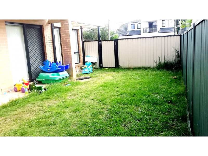 28 George Street, Canley Heights NSW 2166