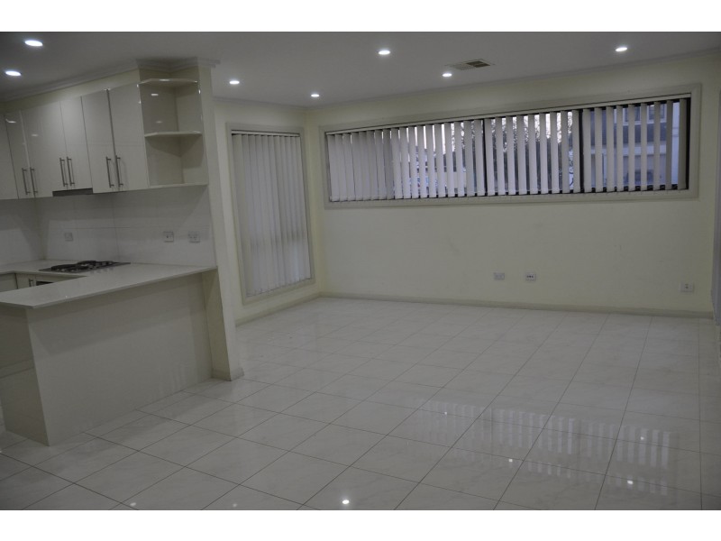 28 George Street, Canley Heights NSW 2166