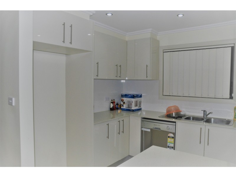 28 George Street, Canley Heights NSW 2166