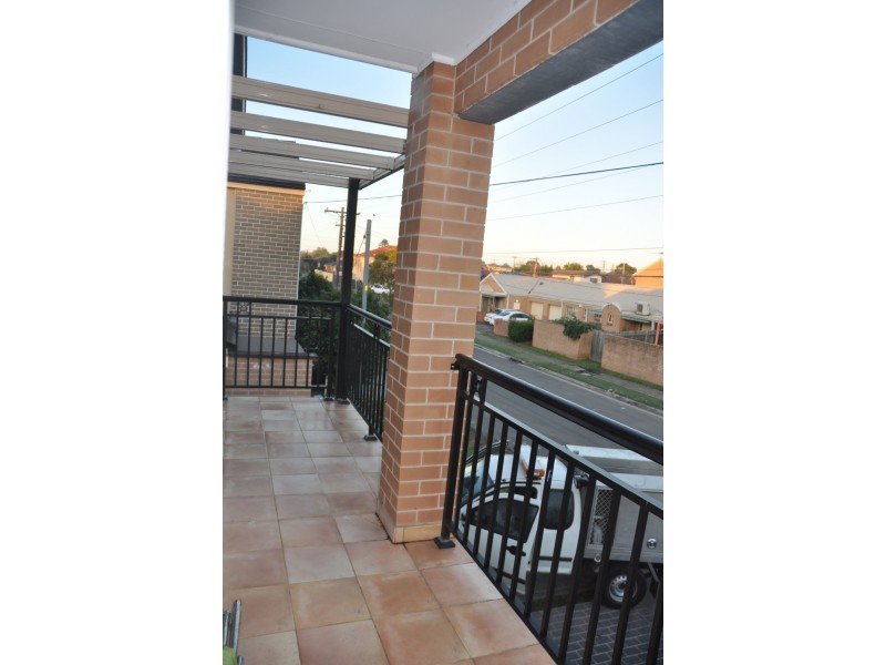 28 George Street, Canley Heights NSW 2166