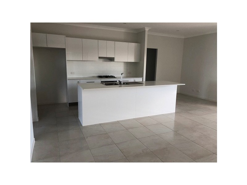 7 Wishart Cres, Bells Creek QLD 4551