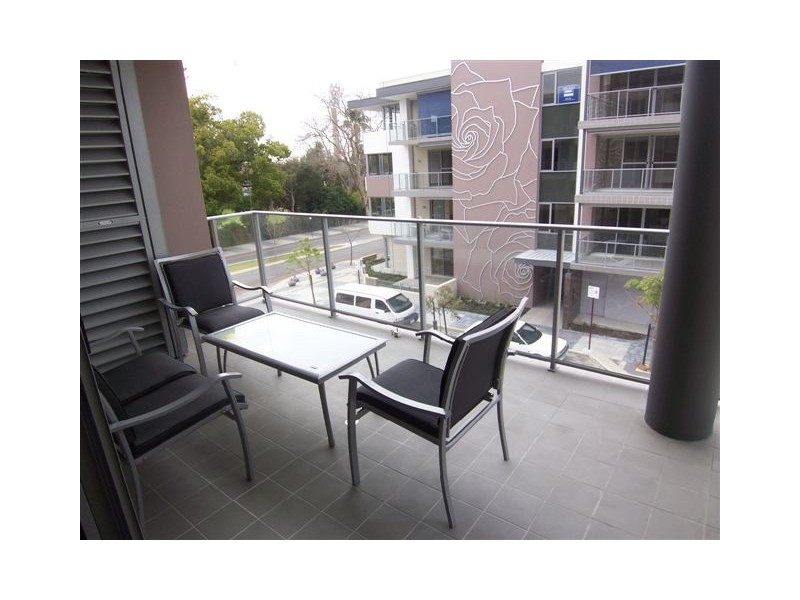 7/2 Bremer Promenade, East Perth WA 6004