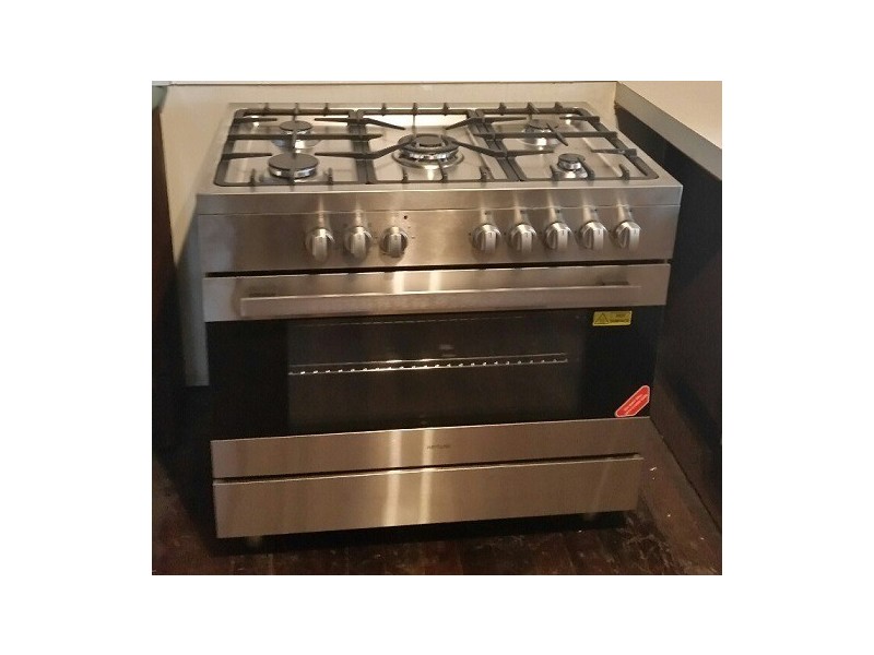 24 Hilda Road, Waikiki WA 6169