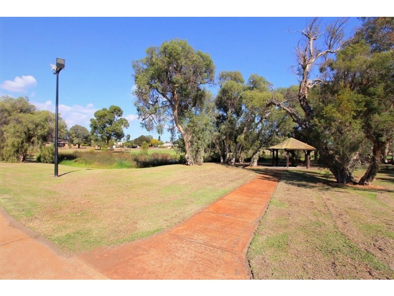 38 Gibson Way, Beechboro WA 6063