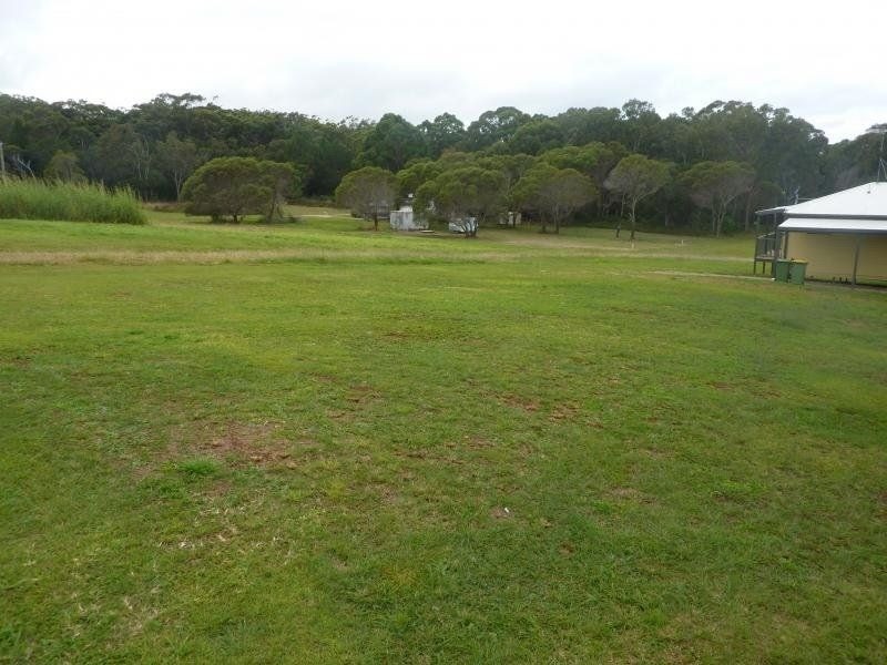 15 Oak Street, Russell Island QLD 4184