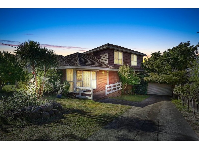 11 Eamon Drive, Viewbank VIC 3084