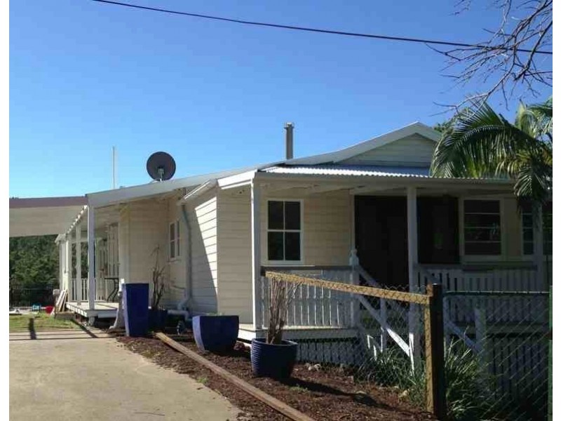 234A Savages Rd, Brookfield QLD 4069