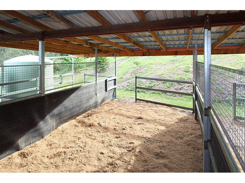 234B Savages Rd, Brookfield QLD 4069