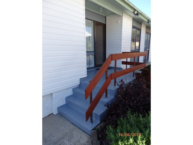 3 Gossamer, Macquarie Fields NSW 2564