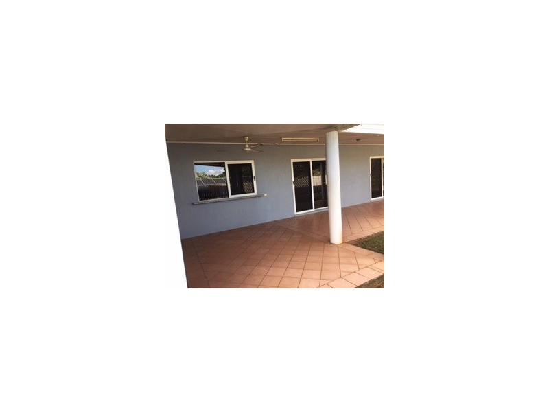 58 Barnes Street, Earlville QLD 4870