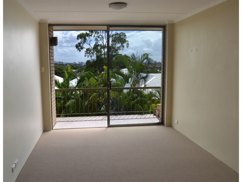 6/22 Dorinda Street, Greenslopes QLD 4120