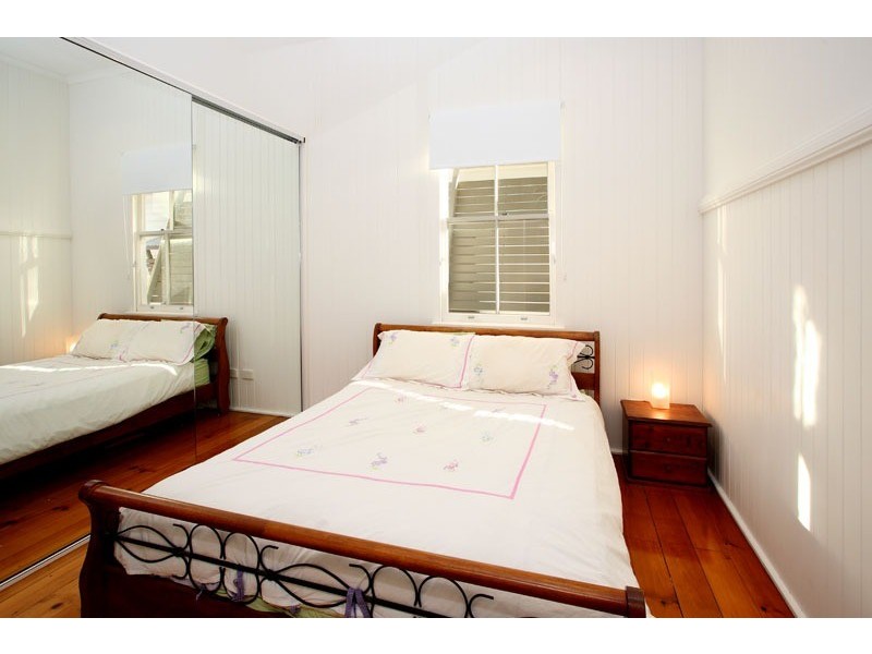 37 Doggett Street, Teneriffe QLD 4005