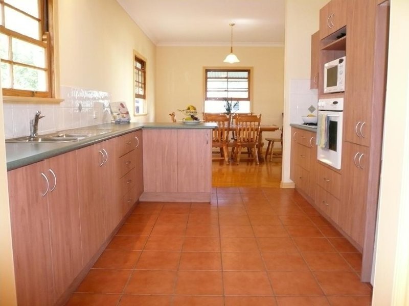 21 Ambleside Street, West End QLD 4101