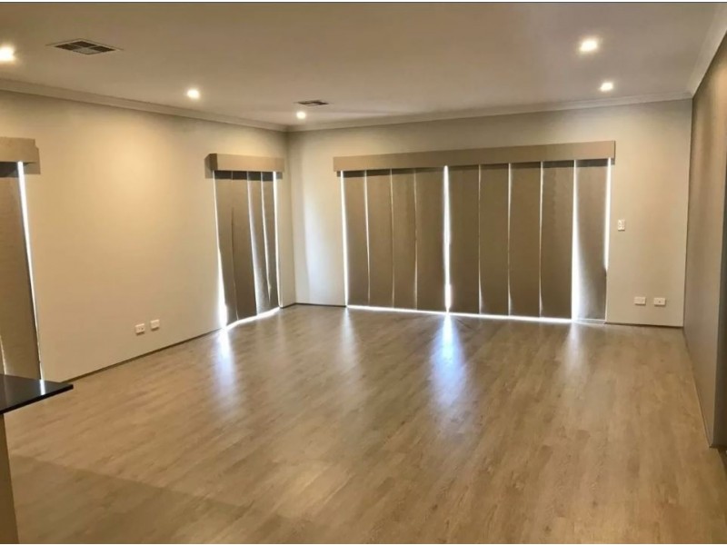 21 McPhail Street, Piara Waters WA 6112