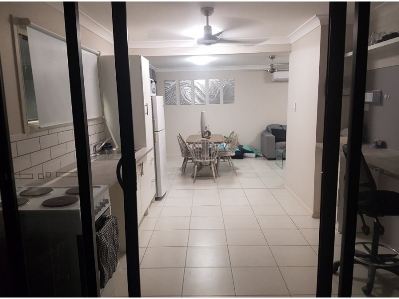 9 Melaleuca Street, Manunda QLD 4870