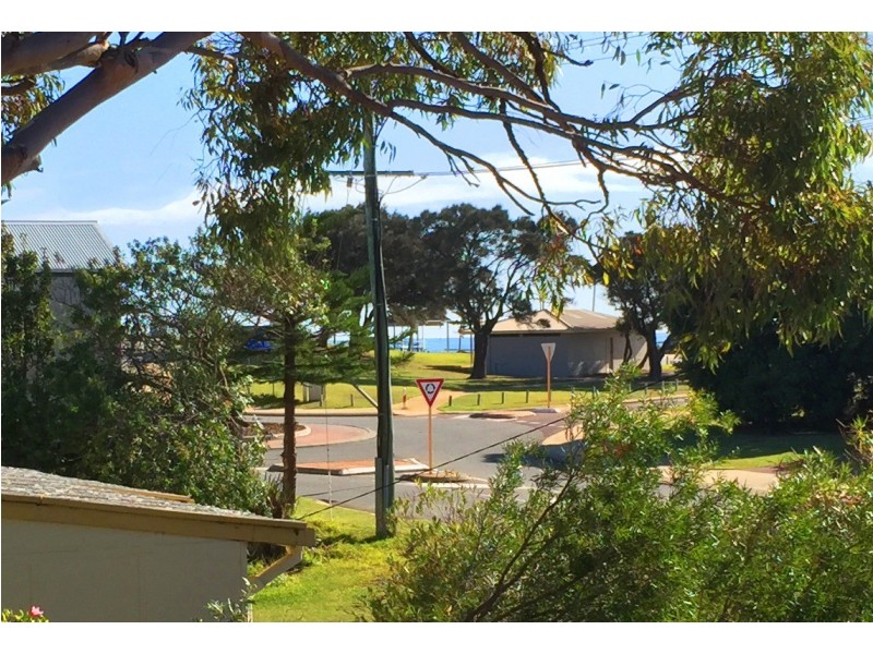 2/12 Henson Street, Silver Sands WA 6210