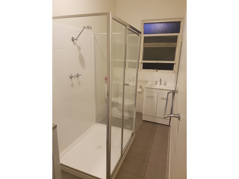 2/24 Hughes Avenue, Henley Beach SA 5022