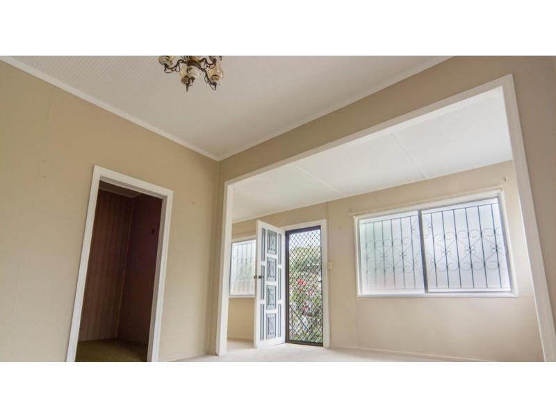 27 Baynes Street, Highgate Hill QLD 4101