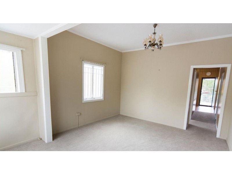 27 Baynes Street, Highgate Hill QLD 4101