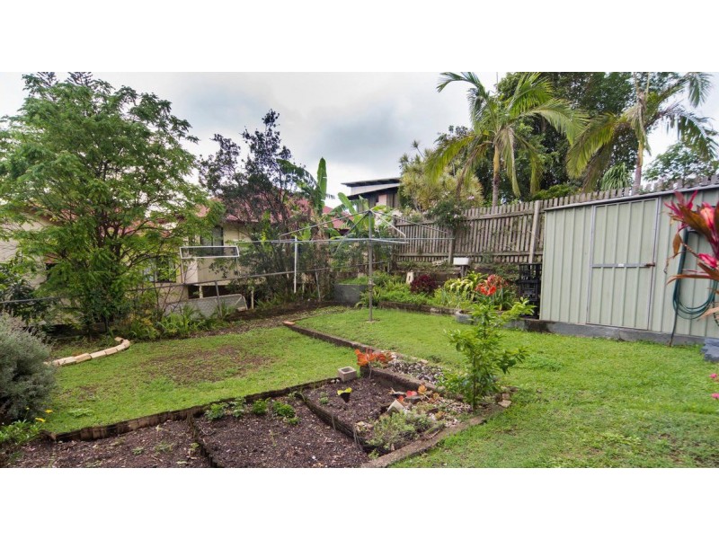 27 Baynes Street, Highgate Hill QLD 4101