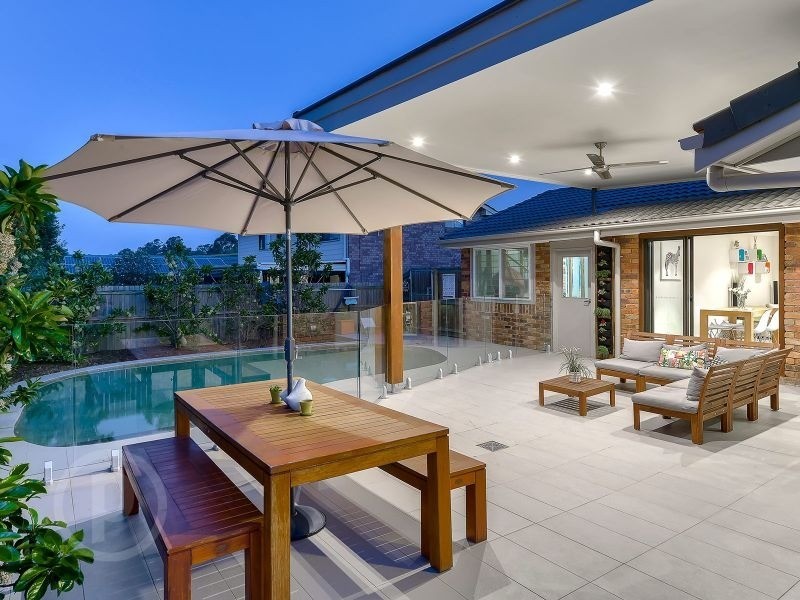 42 Deniven Street, Corinda QLD 4075