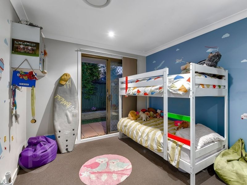 42 Deniven Street, Corinda QLD 4075