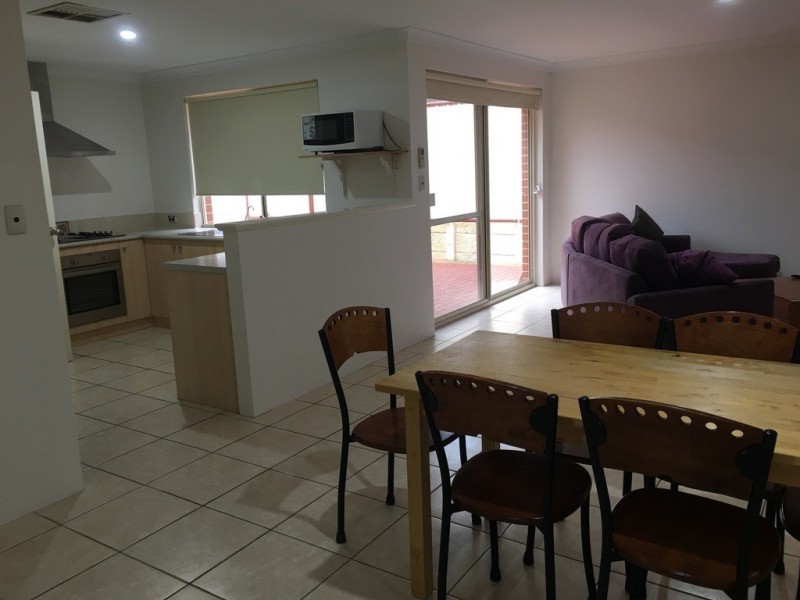 1/76 Boundary Road, St James WA 6102