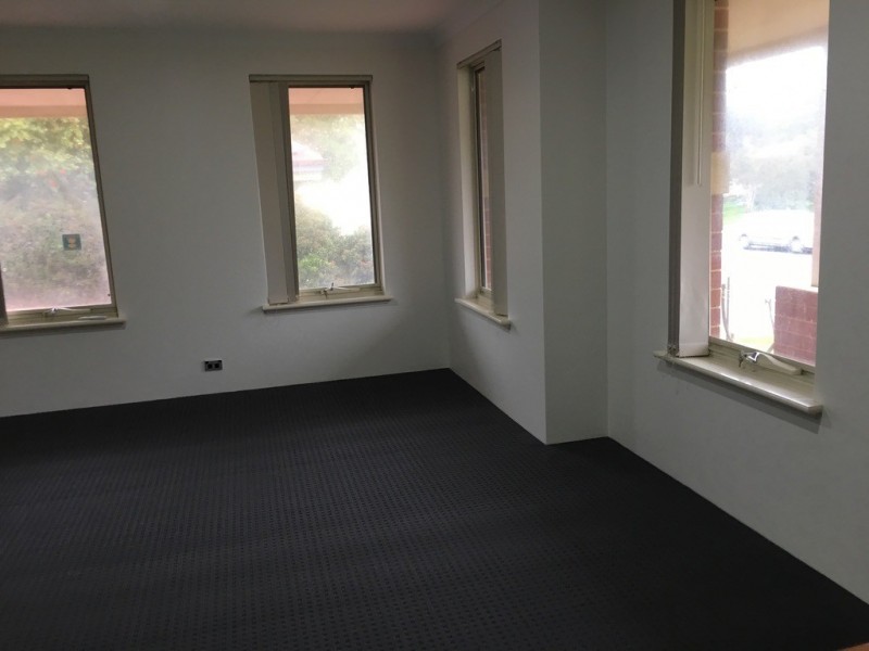 1/76 Boundary Road, St James WA 6102