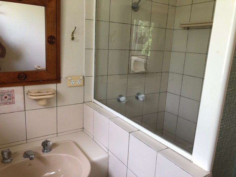 1 Road, Tanah Merah QLD 4128