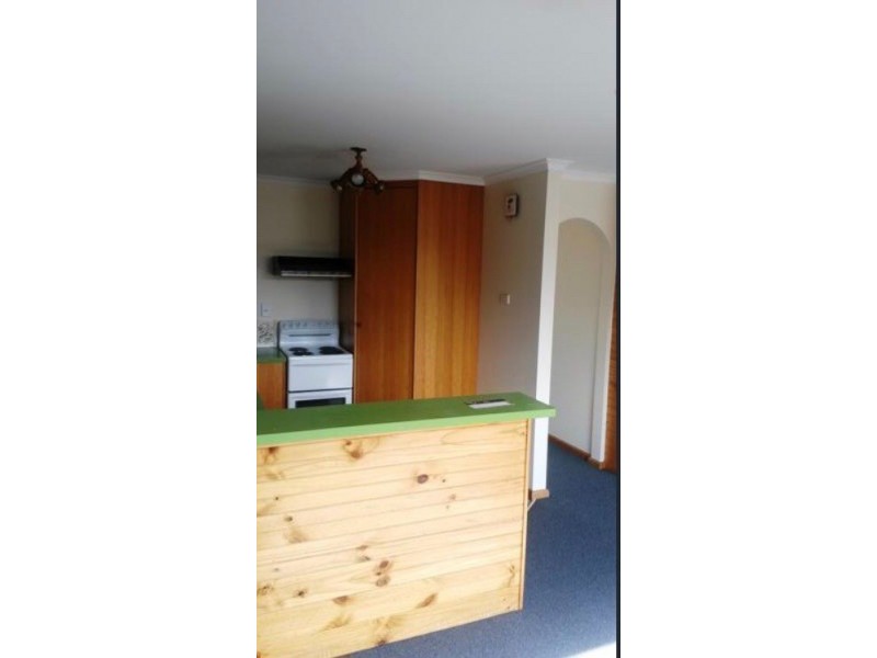 2/38 Topham Street, Rose Bay TAS 7015