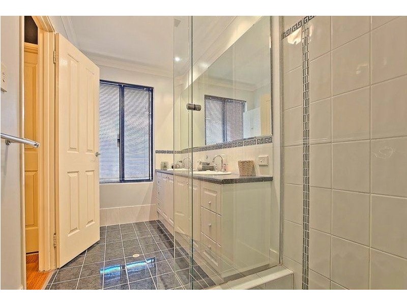 19 Bluestone Parkway, Secret Harbour WA 6173