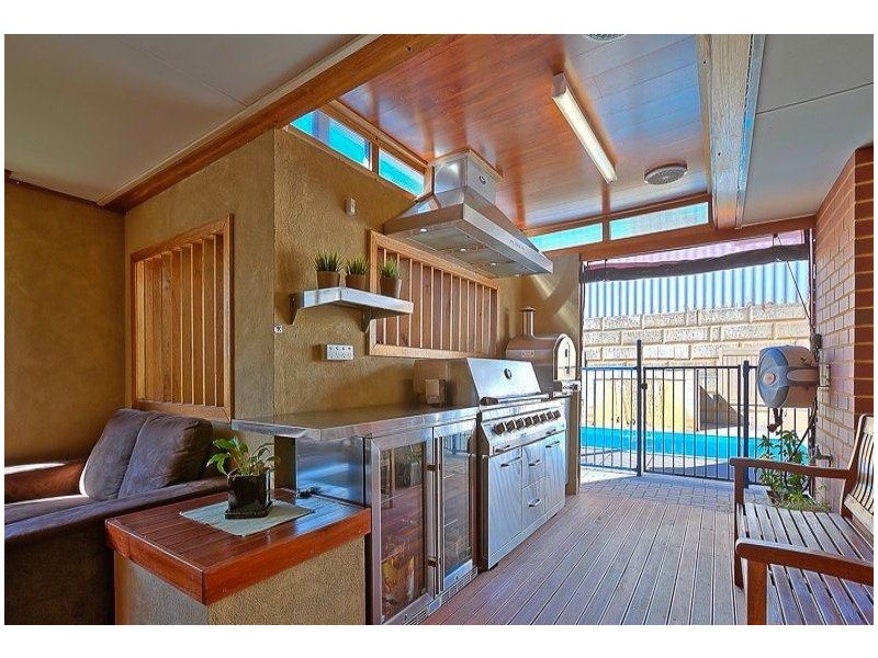 19 Bluestone Parkway, Secret Harbour WA 6173
