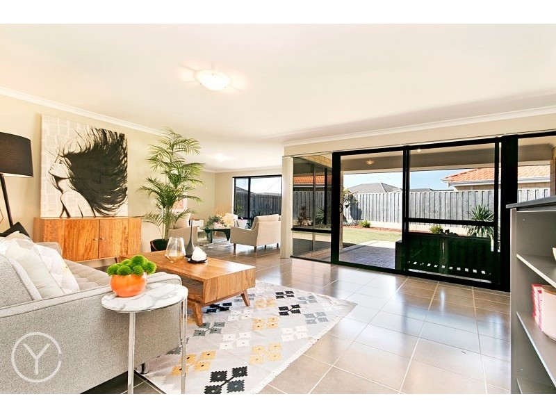 21 Tectona Way, Halls Head WA 6210