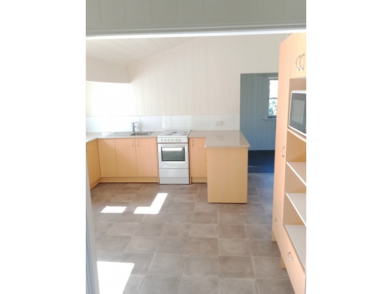 7 Thomas Street, Maryborough QLD 4650