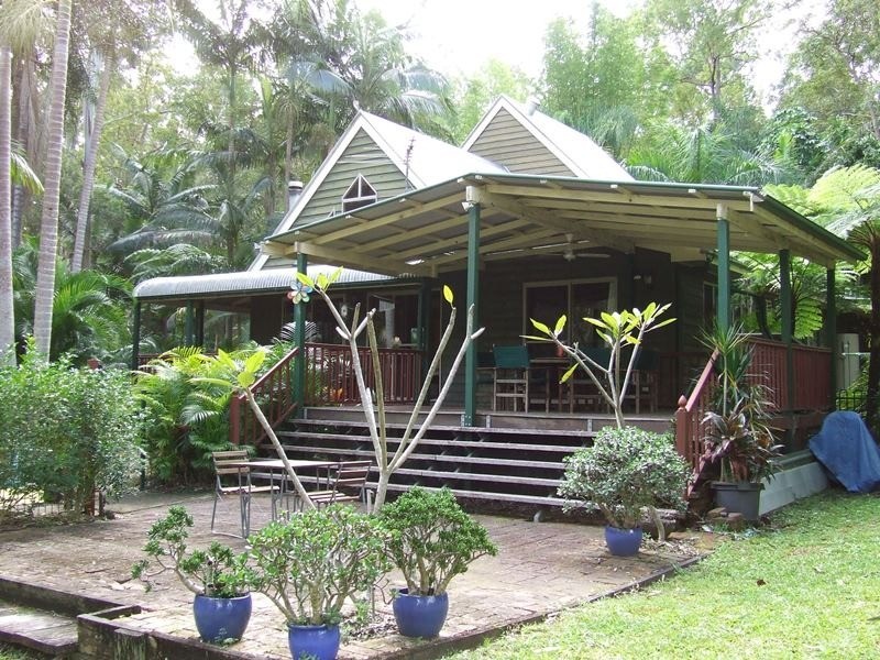 93 Landsborough Maleny Road, Landsborough QLD 4550