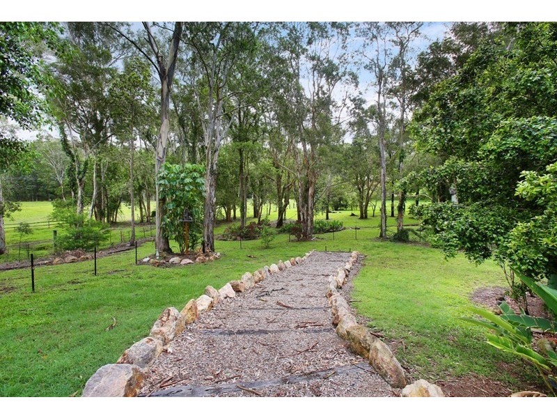 93 Landsborough Maleny Road, Landsborough QLD 4550
