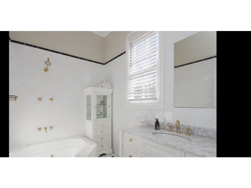 37 Kenilworth Street, Bayswater WA 6053