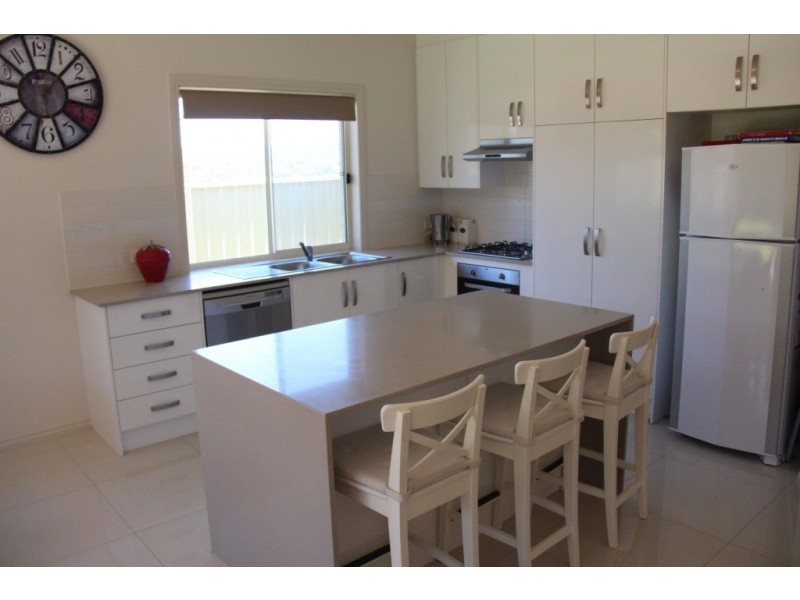 21 Latimer Crescent, Trott Park SA 5158