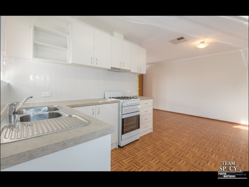 40 Weir Crescent, Beckenham WA 6107