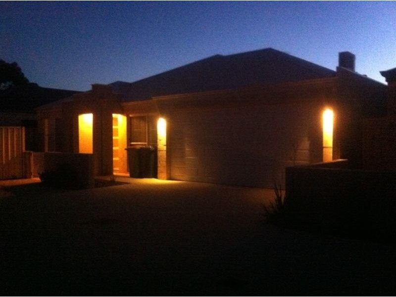 95 Amherst Road, Canning Vale WA 6155